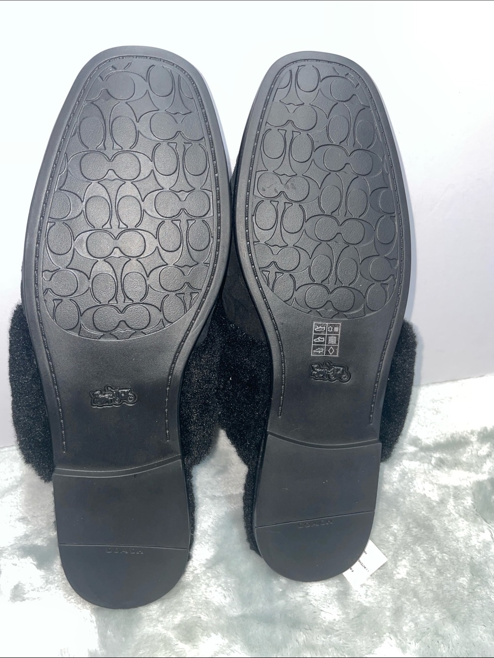 NWOT Coach Sherpa & Suede Signature Flat Mule - Picture 5 of 12